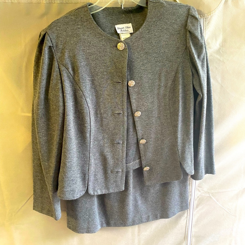 STUART ALAN PETITES- Grey Comfy Skirt Suit Set